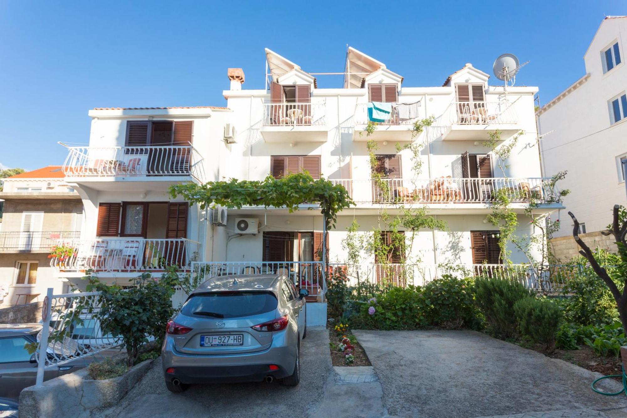 Appartement Anka 2 *